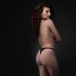 Underneath - Coco String Set Van 3
